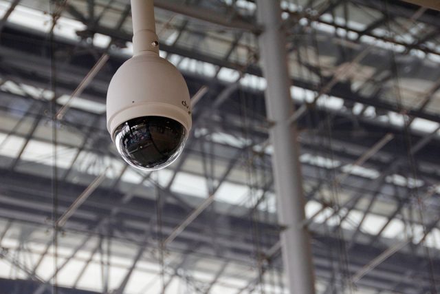 Une caméra de surveillance extérieure, une invention révolutionnaire